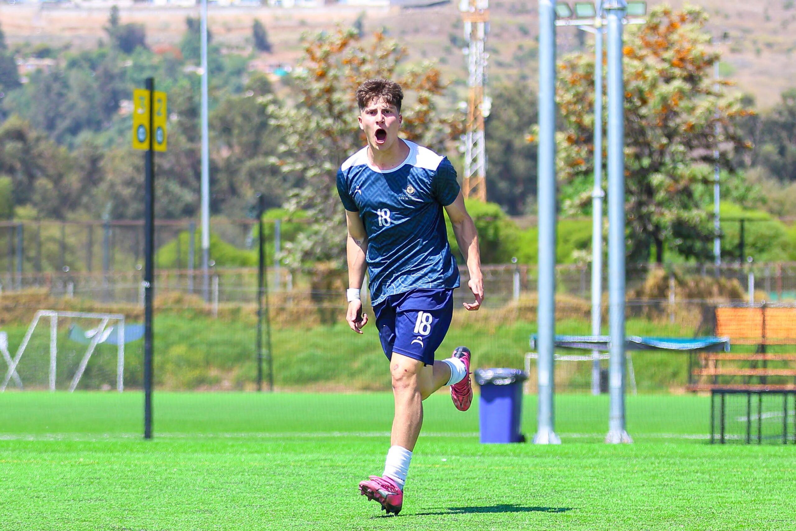 Tras casi una década, el fútbol USS vuelve a Categoría de Honor